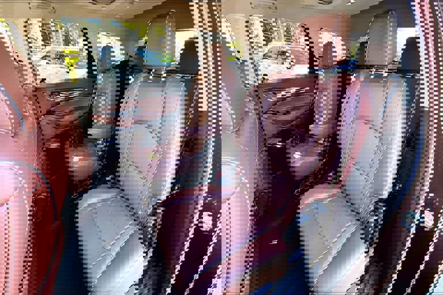 Used 2021 Buick Enclave Avenir w/ Avenir Technology Package image 21