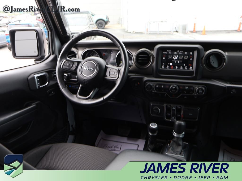 Used 2023 Jeep Wrangler Unlimited w/ Cold Weather Group AWD/4WD image 13