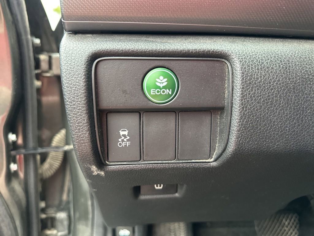 Used 2013 Honda Accord LX image 17