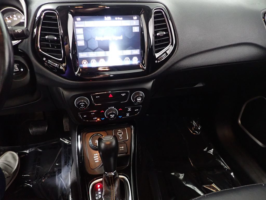 Used 2020 Jeep Compass Limited AWD/4WD image 31
