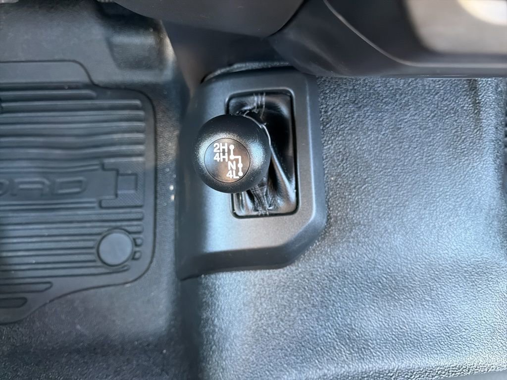 Used 2018 Ford F550 4x4 Regular Cab Super Duty image 15