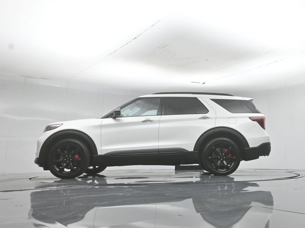 Used 2024 Ford Explorer ST w/ Equipment Group 401A AWD/4WD image 8