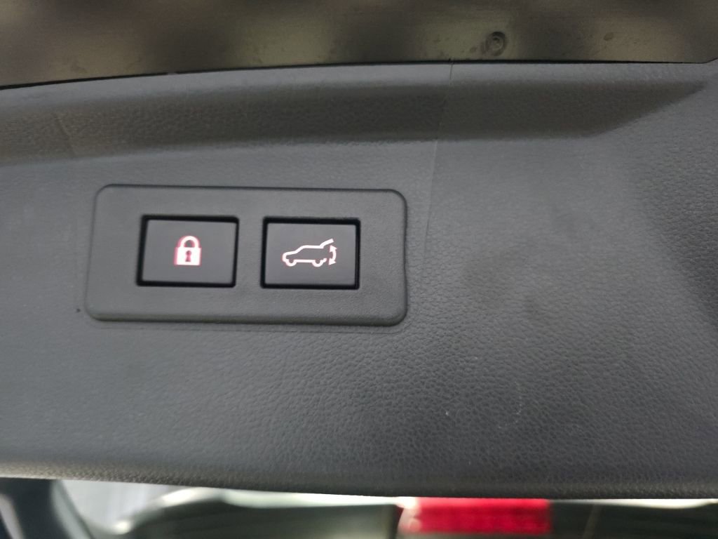 Used 2021 Subaru Outback Onyx Edition XT AWD/4WD image 8