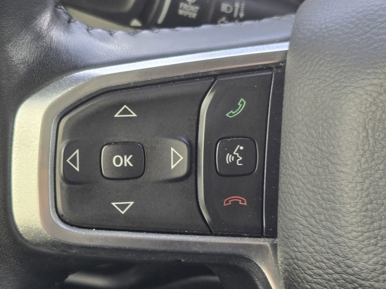 Used 2020 RAM 1500 Laramie image 24