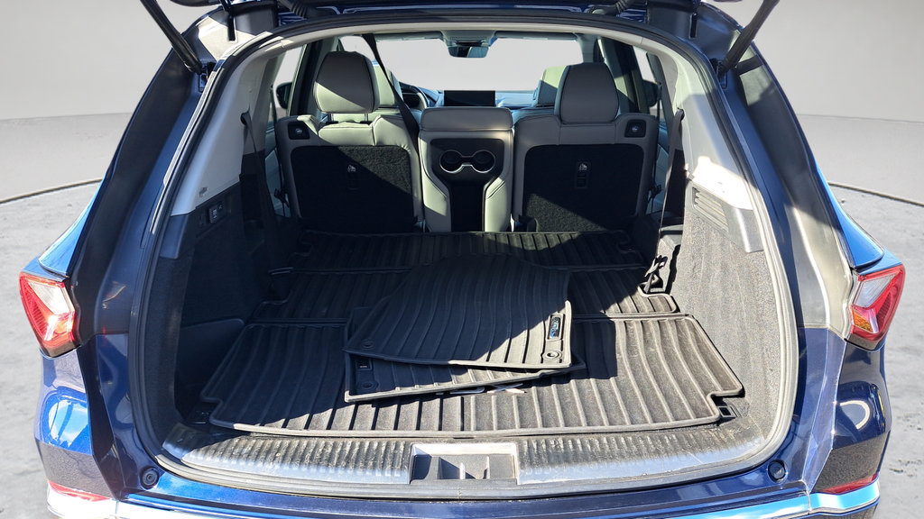 Used 2023 Acura MDX w/ Advance Package AWD/4WD image 10