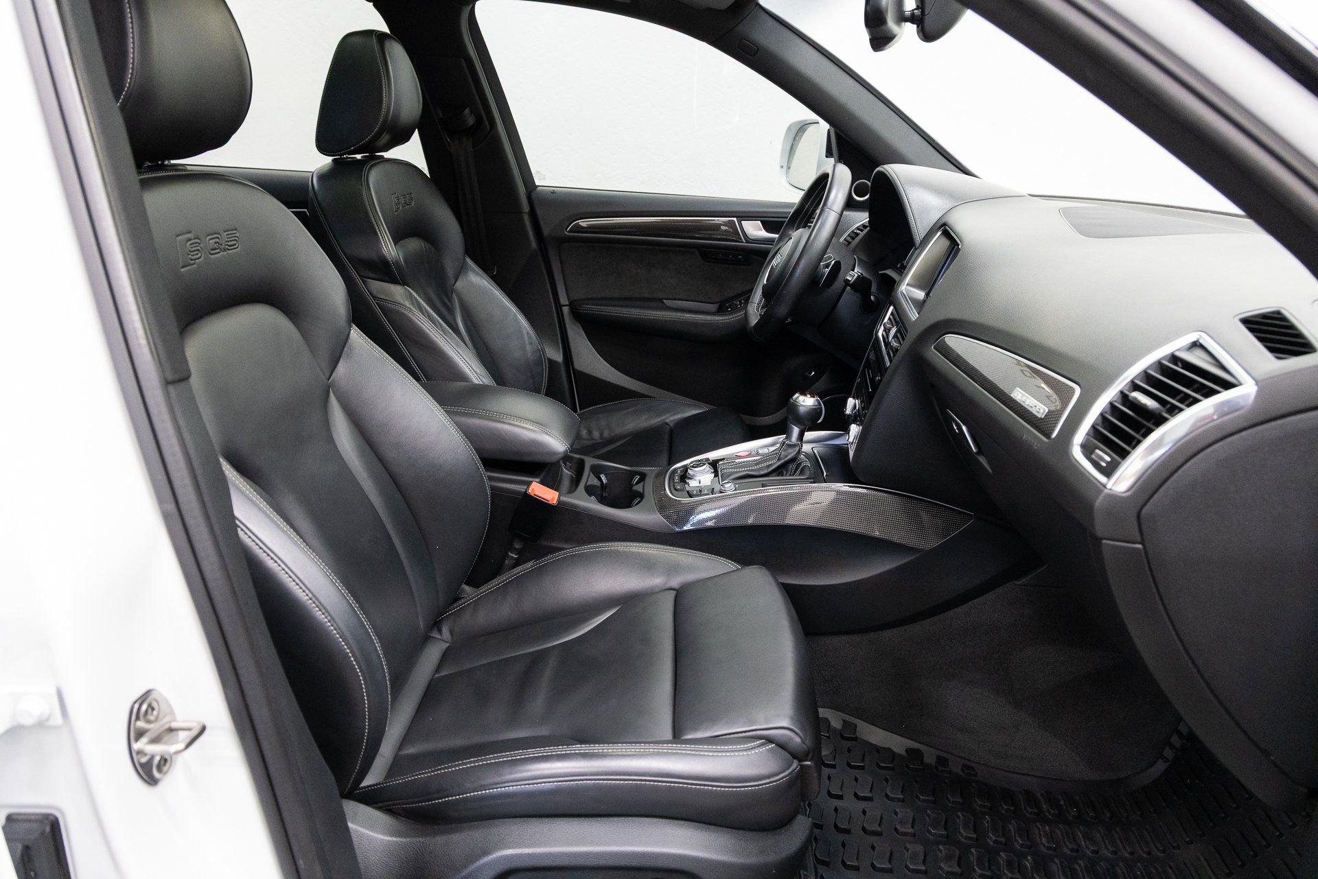 Used 2016 Audi SQ5 Premium Plus w/ Technology Package image 14