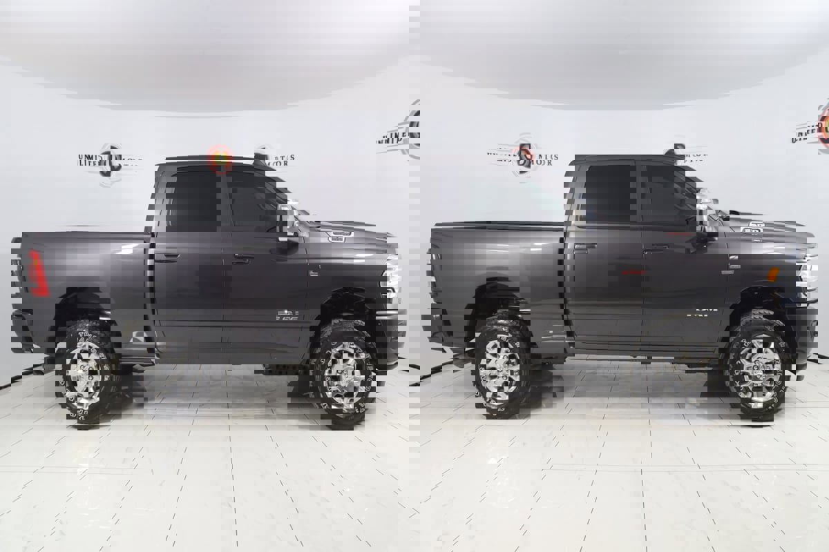 Used 2024 RAM 2500 Laramie image 2