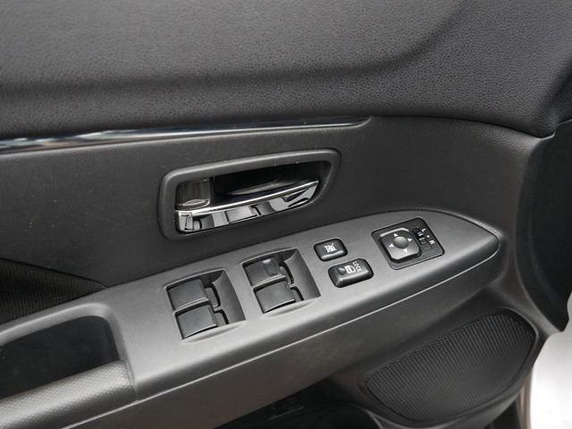 Used 2024 Mitsubishi Outlander Sport ES AWD/4WD image 16