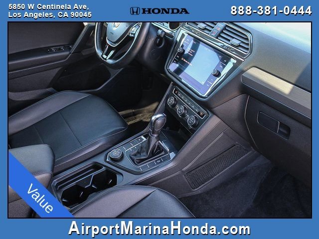 Used 2019 Volkswagen Tiguan SE w/ Panoramic Sunroof Package image 9