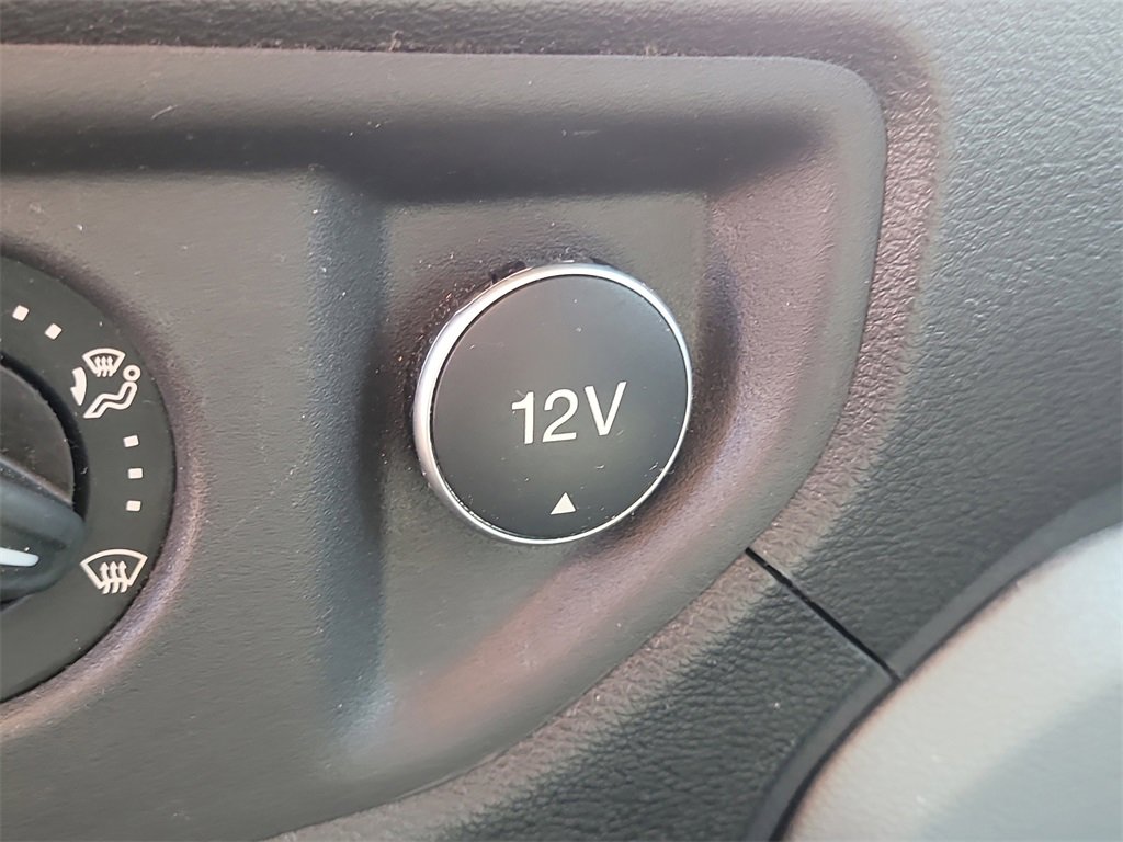 Used 2019 Ford Transit 350 XLT image 26