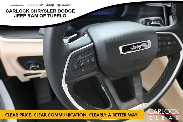 Used 2023 Jeep Grand Cherokee Limited AWD/4WD image 18