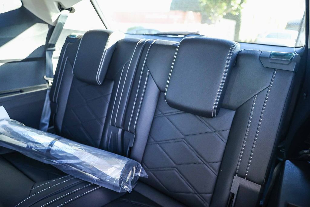 New 2026 Volkswagen Atlas SE image 30