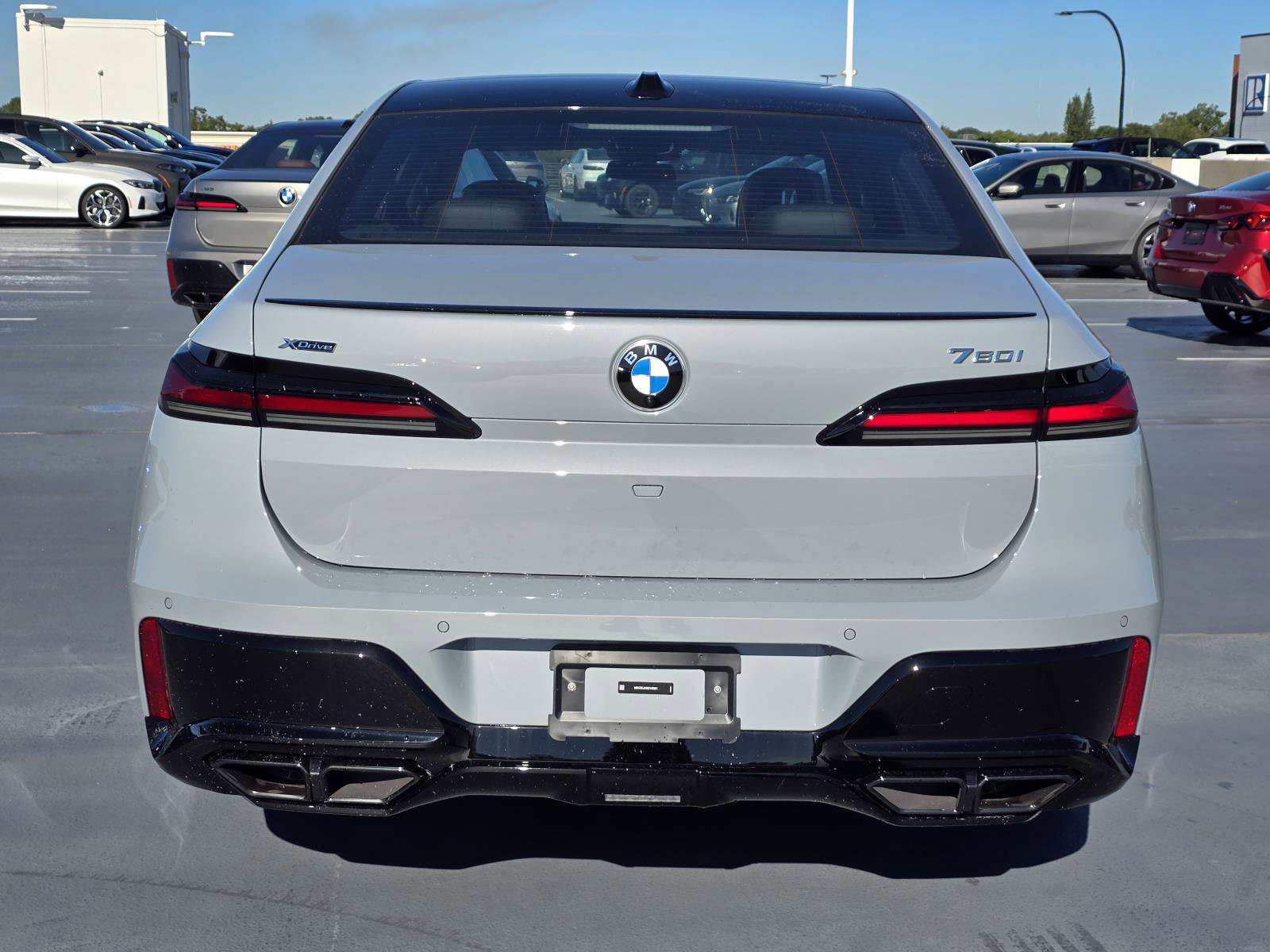 New 2025 BMW 760i xDrive image 3