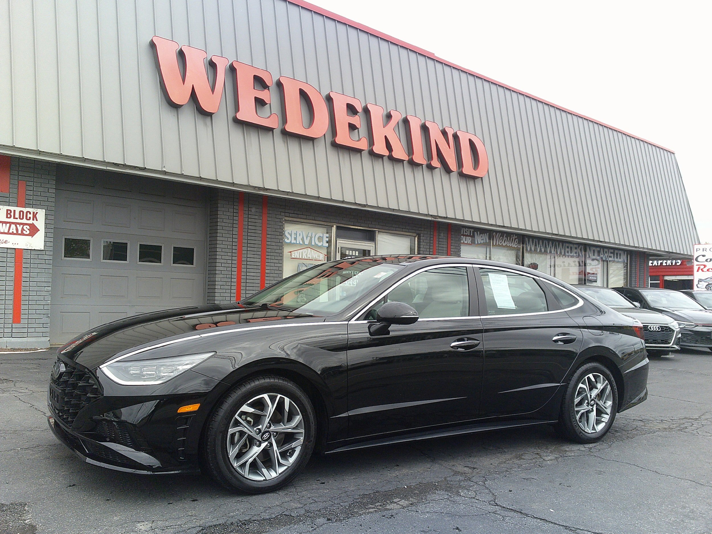 Used 2023 Hyundai Sonata SEL w/ Convenience Package FWD image 1