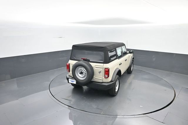 New 2025 Ford Bronco 4-Door image 24