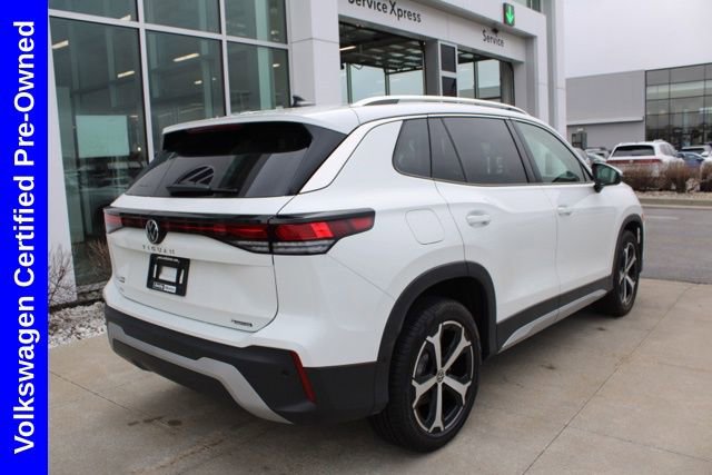 Used 2025 Volkswagen Tiguan SE image 6