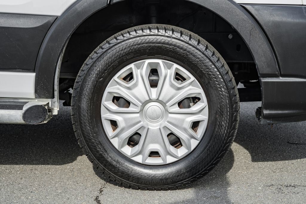Certified 2023 Ford Transit 250 Low Roof w/ Exterior Upgrade Package image 21