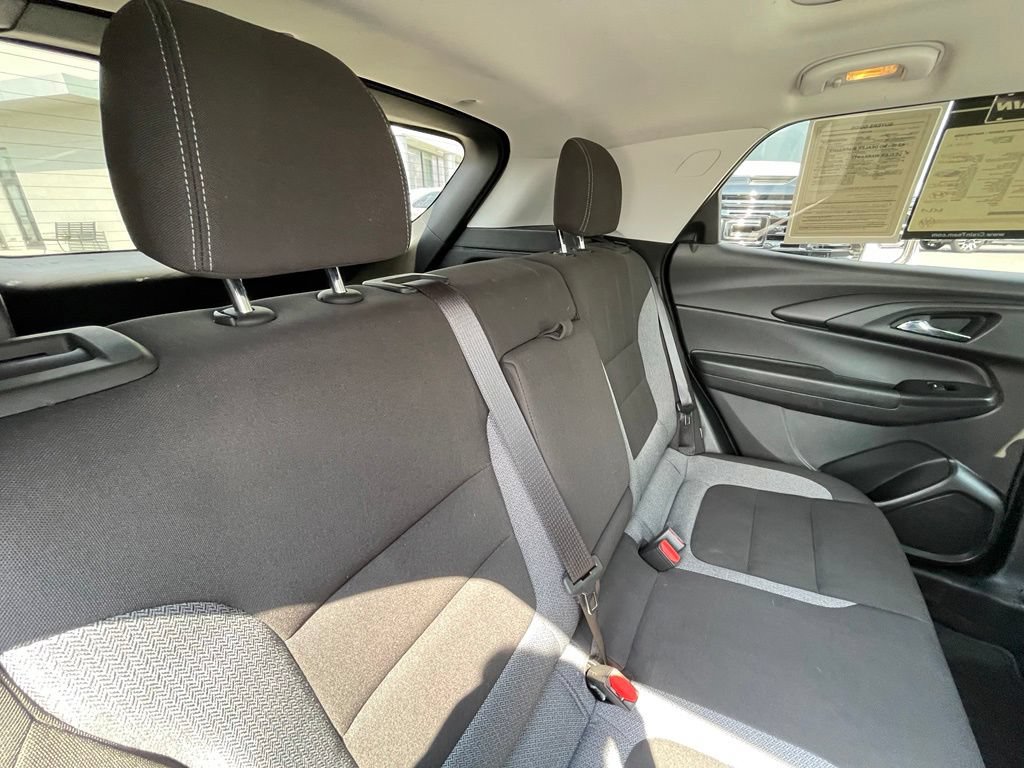Used 2024 Chevrolet TrailBlazer LT w/ Convenience Package FWD image 26