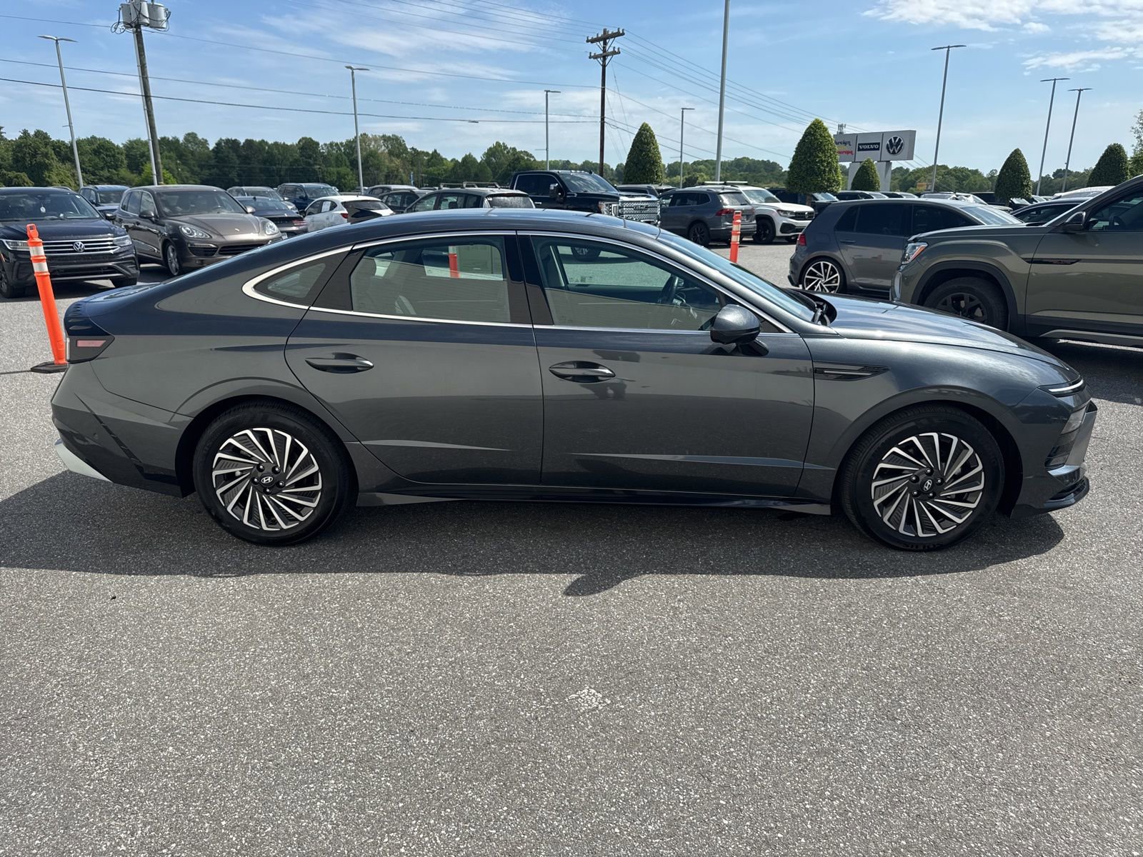 Certified 2025 Hyundai Sonata Limited image 8