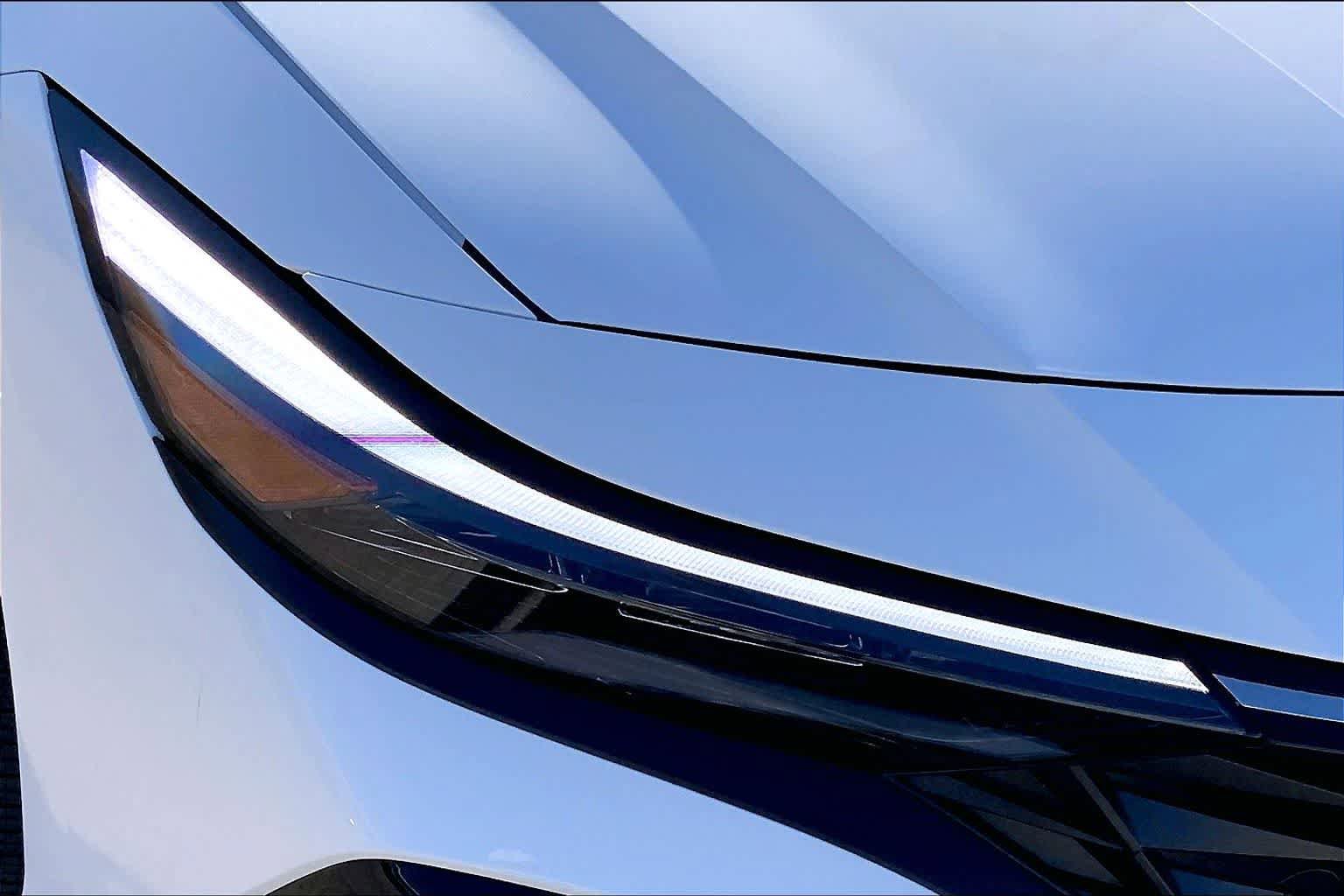 New 2026 Hyundai Elantra Limited FWD image 13
