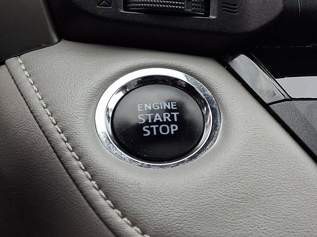 Used 2017 Toyota RAV4 Limited w/ Advanced Technology Package image 23