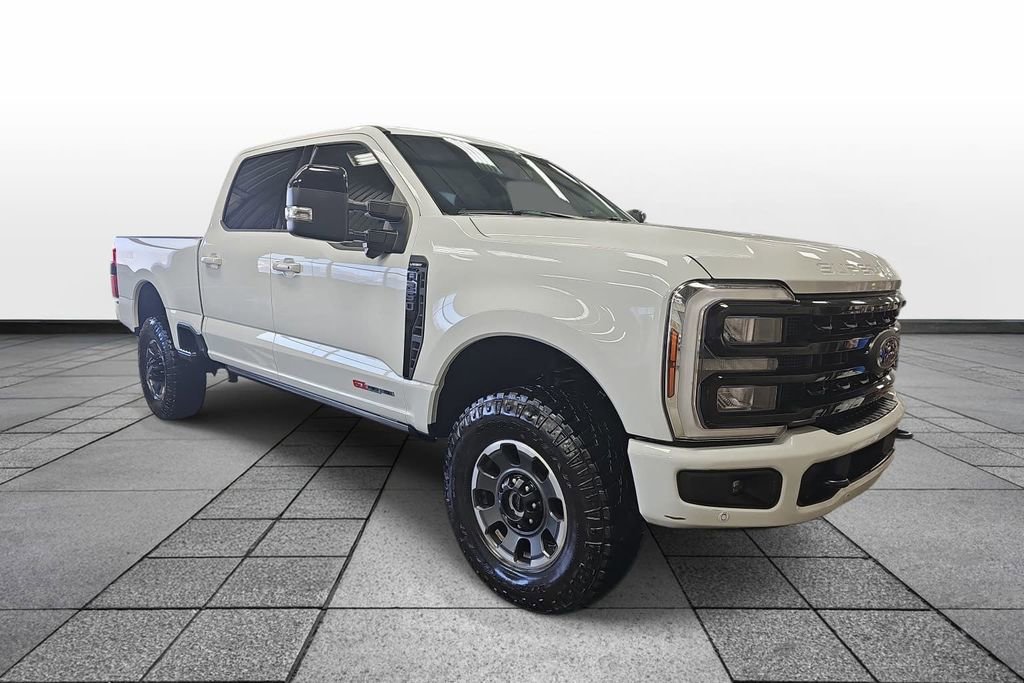 Used 2024 Ford F250 Lariat w/ Lariat Ultimate Package image 3