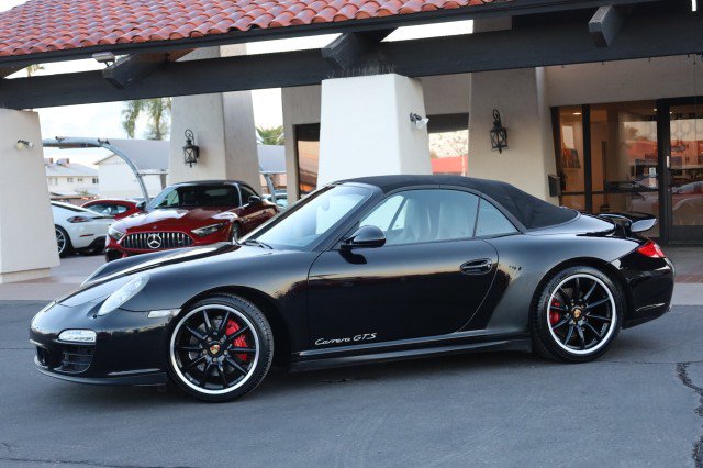 Used 2011 Porsche 911 Carrera GTS RWD image 65