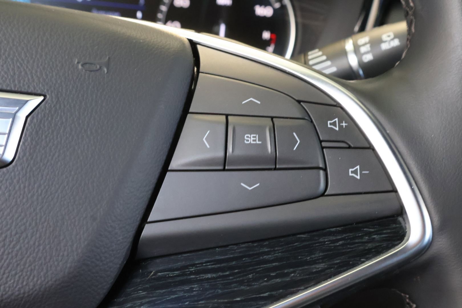 Certified 2025 Cadillac XT5 Premium Luxury image 22