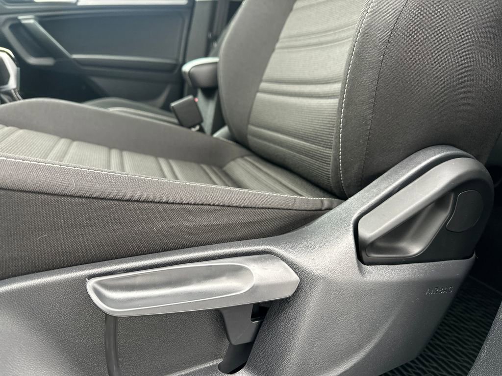 Certified 2024 Volkswagen Tiguan S image 4