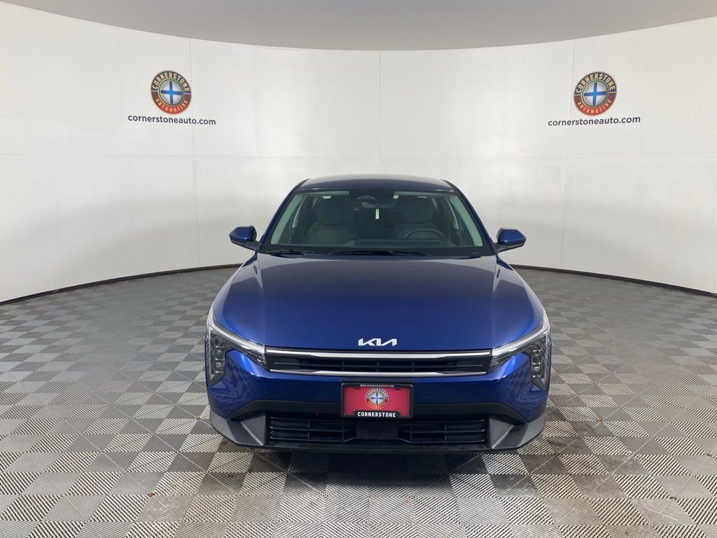 New 2025 Kia K4 LXS image 16