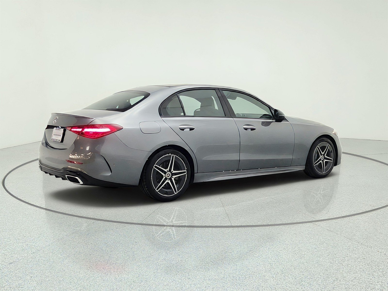 Used 2022 Mercedes-Benz C 300 Sedan image 5