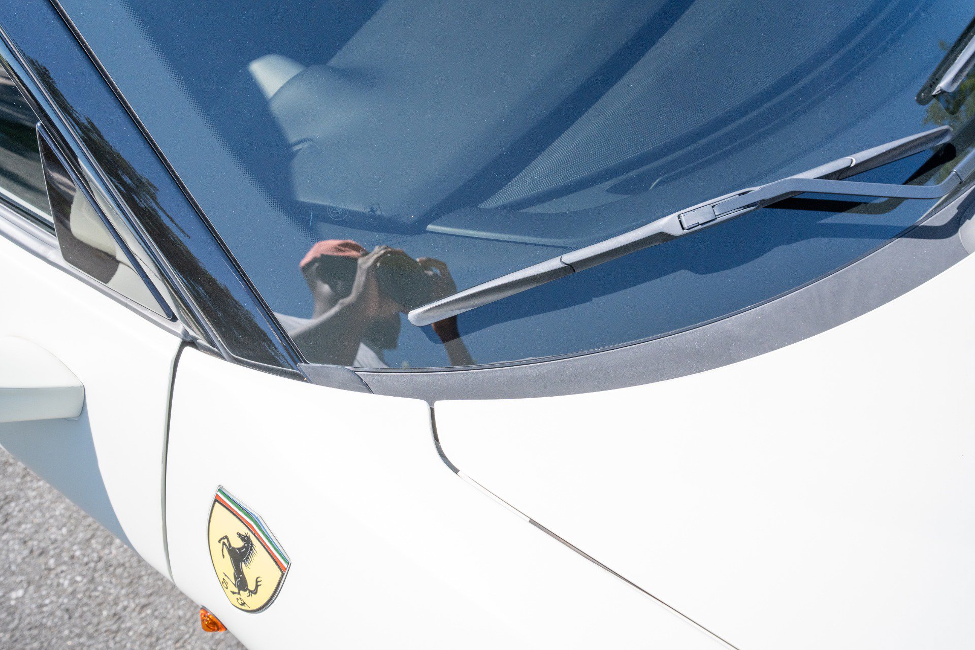 Used 2018 Ferrari 488 GTB RWD image 17