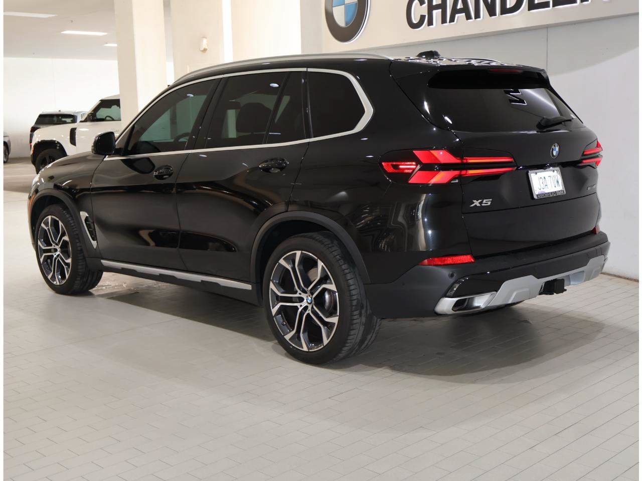 Used 2025 BMW X5 sDrive40i w/ Climate Comfort Package RWD image 5
