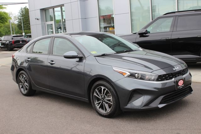 Used 2024 Kia Forte LXS w/ LXS Technology Package FWD image 1