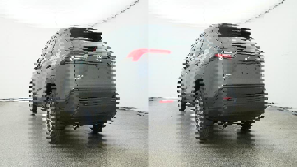 New 2025 Toyota RAV4 XLE image 30