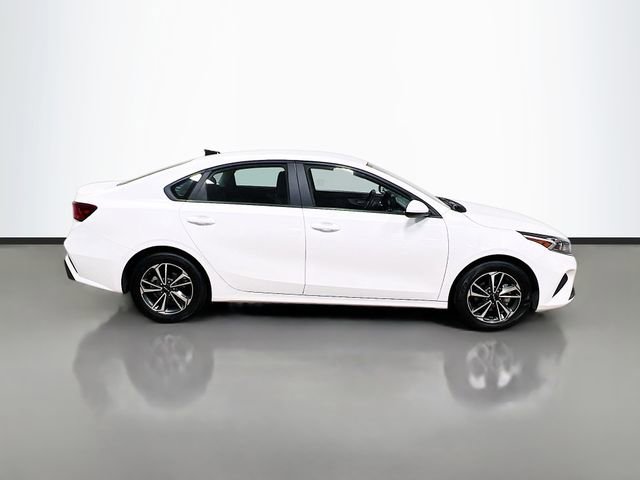 Used 2024 Kia Forte LXS image 8
