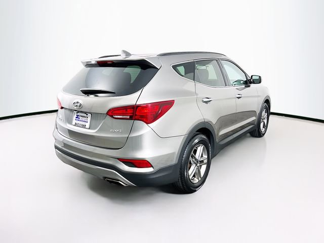 Used 2017 Hyundai Santa Fe Sport image 7