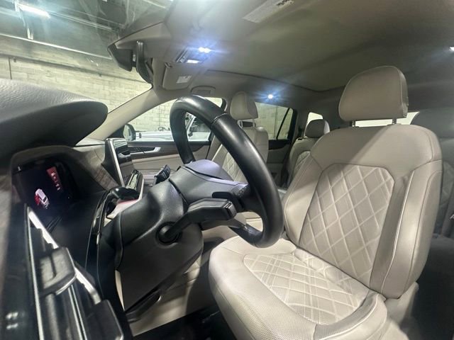 Certified 2024 Volkswagen Atlas SEL Premium R-Line image 13