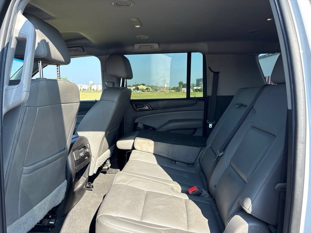 Used 2019 Chevrolet Suburban LT AWD/4WD image 14