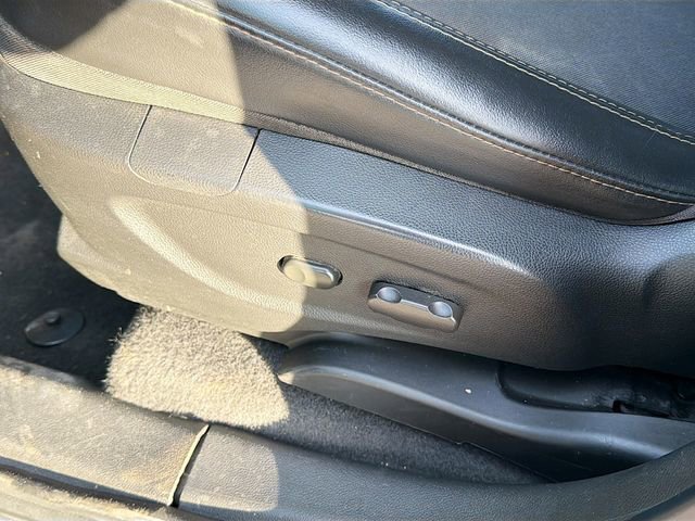 Used 2020 Chevrolet Trax LT w/ Driver Confidence Package image 18