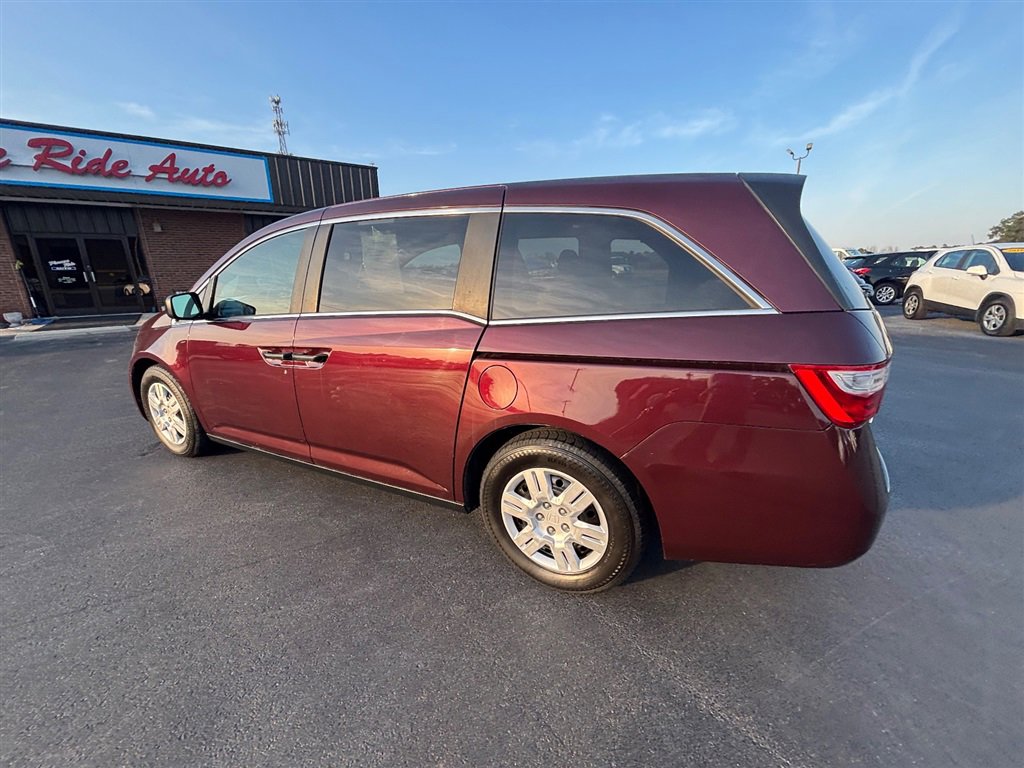 Used 2013 Honda Odyssey LX image 3