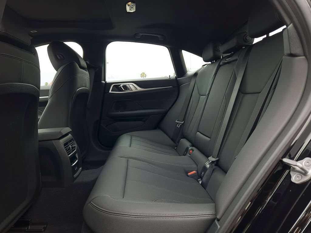 New 2026 BMW i4 eDrive40 w/ Parking Assistance Package RWD image 9