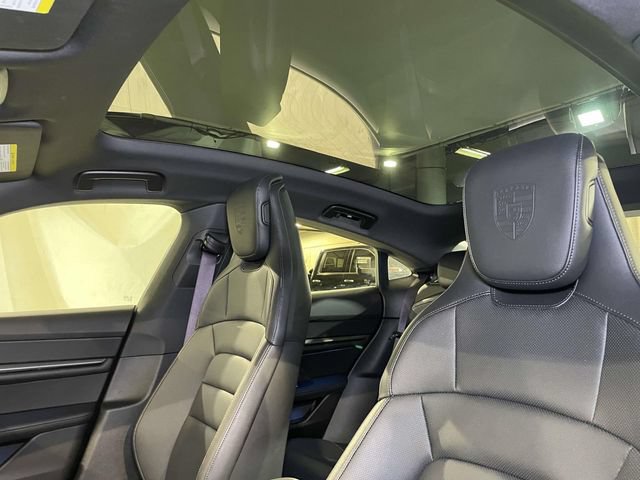 Certified 2025 Porsche Taycan AWD/4WD image 18