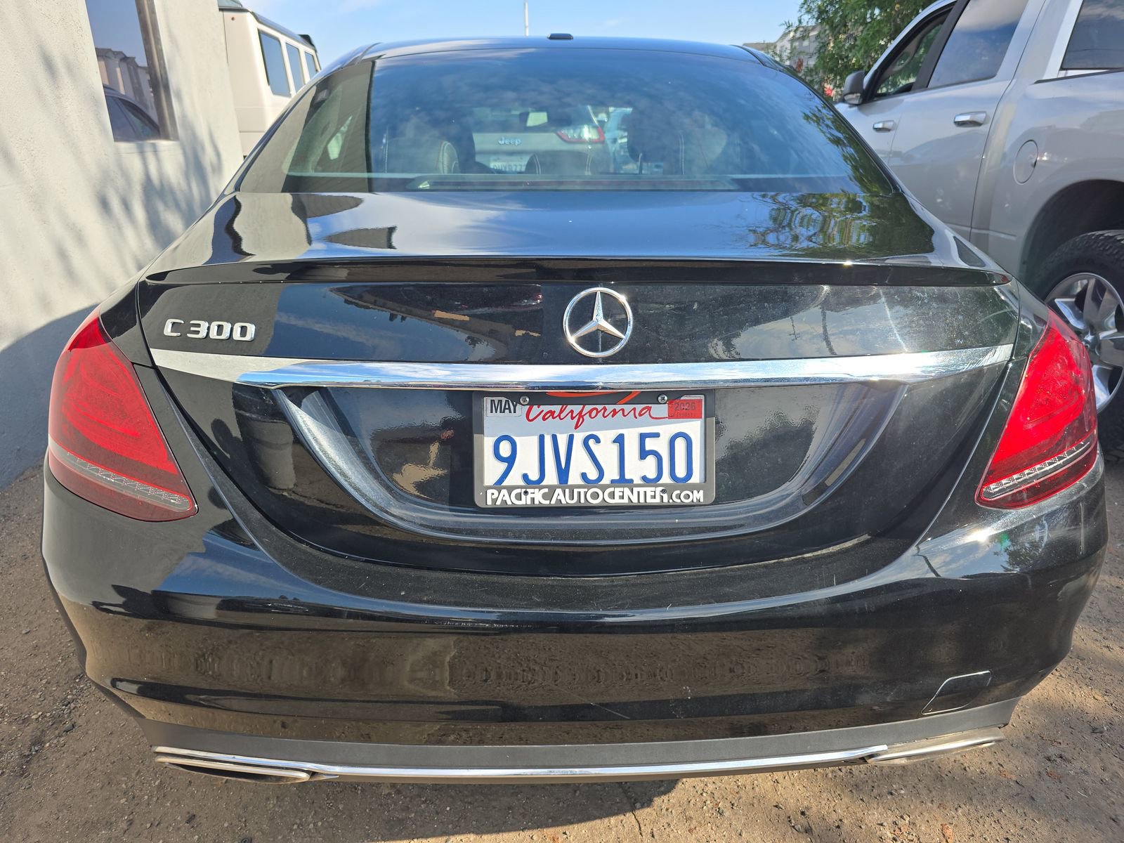 Used 2019 Mercedes-Benz C 300 Sedan w/ Premium Package image 5