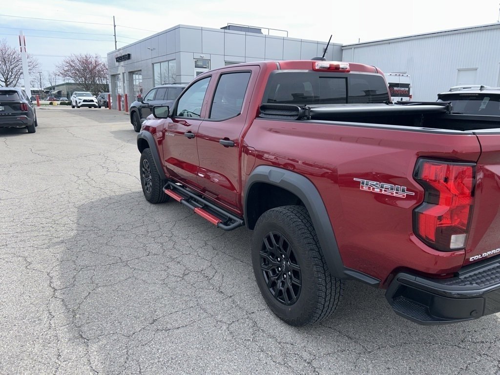 Used 2024 Chevrolet Colorado Trail Boss w/ Technology Package image 3