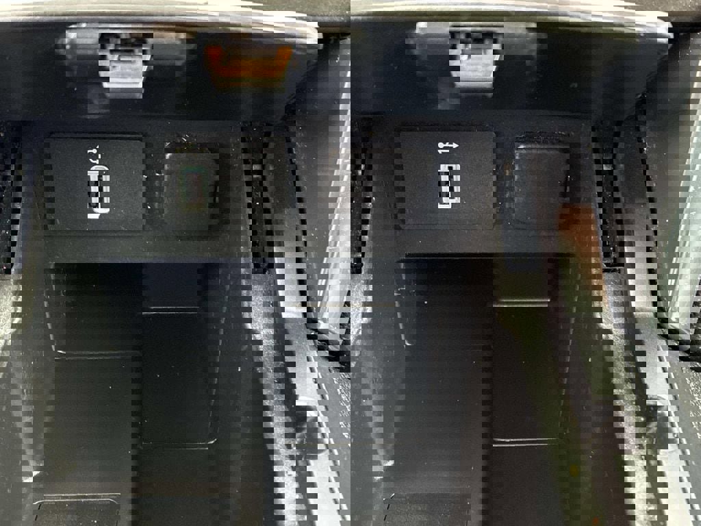 Used 2017 Ford Explorer Limited AWD/4WD image 35