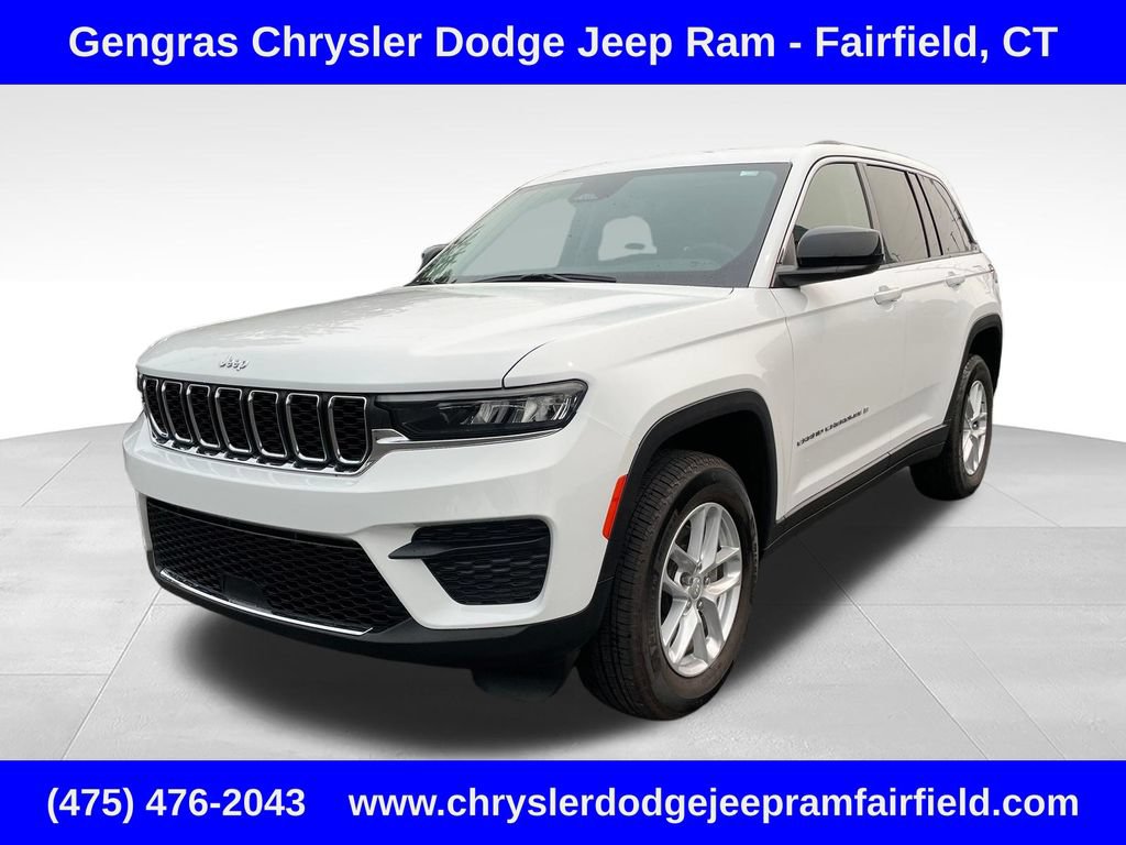 Certified 2023 Jeep Grand Cherokee Laredo X AWD/4WD image 3