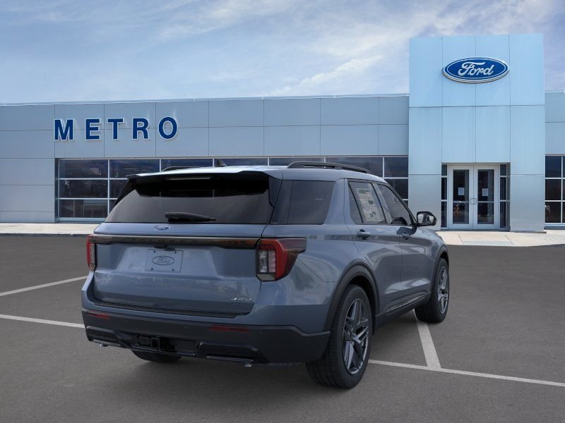 New 2026 Ford Explorer ST-Line w/ ST-Line Street Pack AWD/4WD image 8
