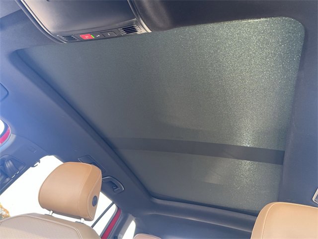 Used 2024 Volkswagen Tiguan SE R-Line image 11