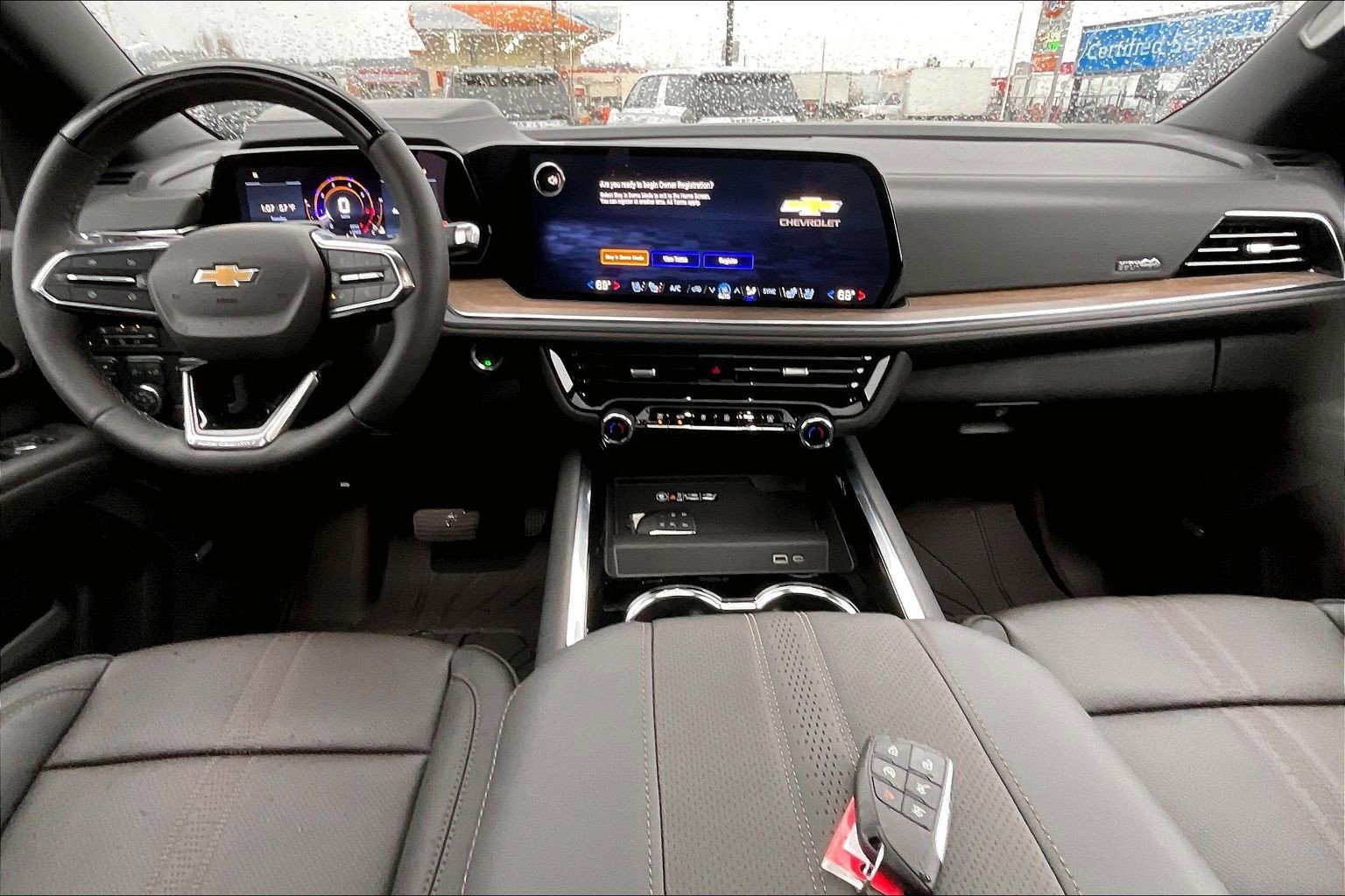 New 2026 Chevrolet Suburban High Country image 5